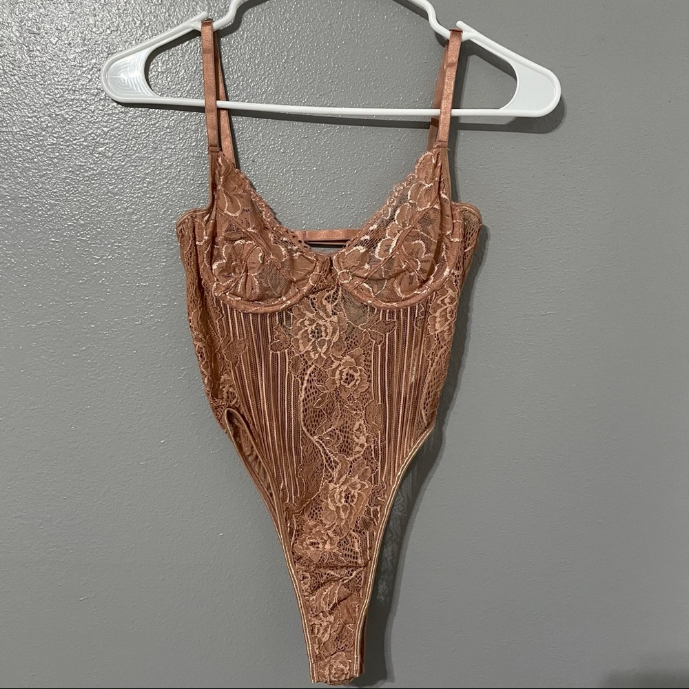 Lace bodysuit